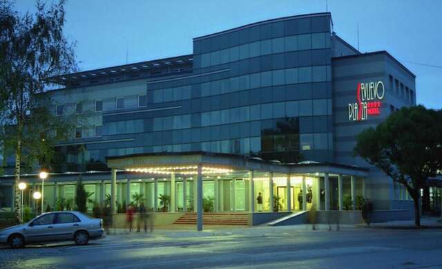 Отель Hotel Sevlievo Plaza Севлиево-19